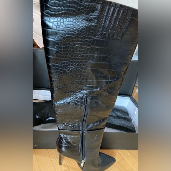 ASOS-EGO vegan leather croc high heel boots - Size 7.5✨🖤 - Picture 2 of 4